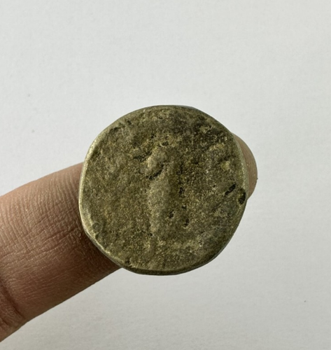 ANCIENT BONZE AR DENARIUS RARE COIN OF JULIUS CAESAR: DEPICTING CERES (46 BC) - Picture 2 of 4