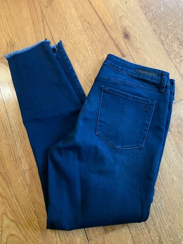 Articles of Society Jeans size 31 Dark Wash Frayed Hem womens skinny jeans - Picture 7 of 11
