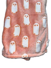 Pink Ghost Blanket Halloween Throw Plush Cutecore Coquette Spooky Season Decor