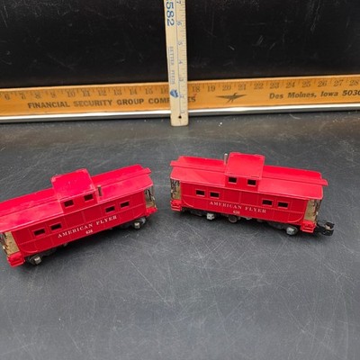 Vintage Set of 2 American Flyer No. 638 Reading Cabooses