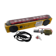Towmate 17 Wireless Tow Light With Diamond Plate Finish