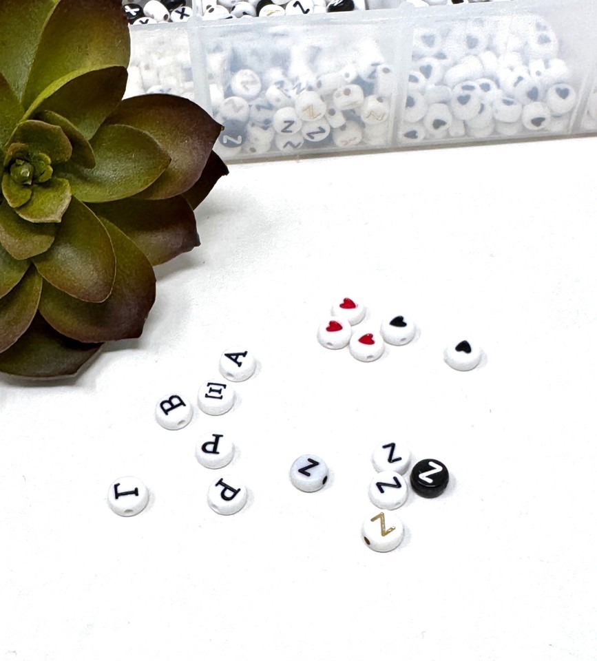 7mm Letter Bead Bundle: Initials, Hearts, Greek Letters (2500pcs) (B24 ...