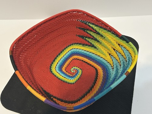 7" Handmade African Zulu Telephone Wire Basket/Bowl #L10