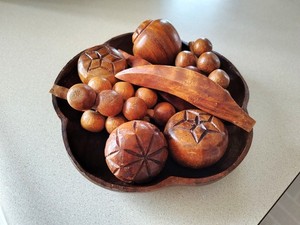 Vintage Wooden Fruit Bowl Set With Bowl and 8 Pcs of Fruit 9 Inch