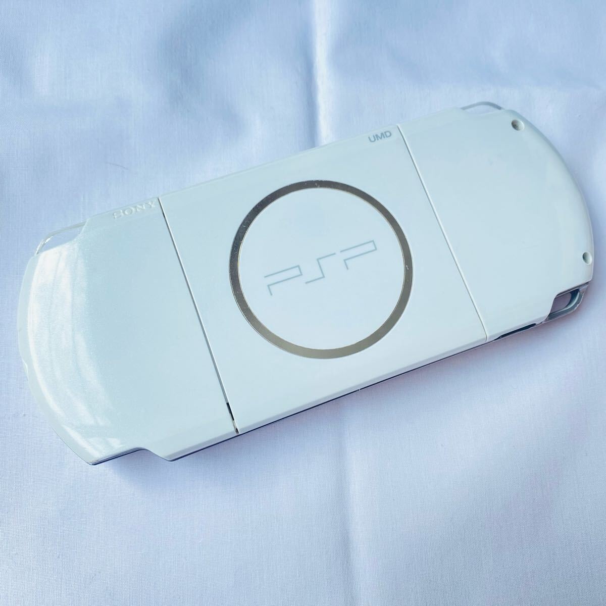 Sony PSP3000 Launch Edition Pearl White Handheld System for