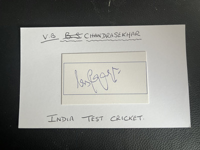 V.B. CHANDRASEKHAR - EHEMALIGER INDISCHER CRICKETSPIELER - SIGNIERTE WEISSE KARTE