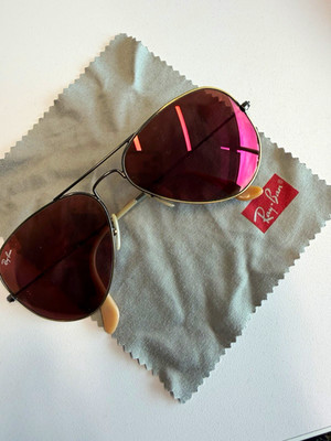 Ray-Ban Aviator RB3025 Gold Metal Frame Maroon Mirrored Lenses
