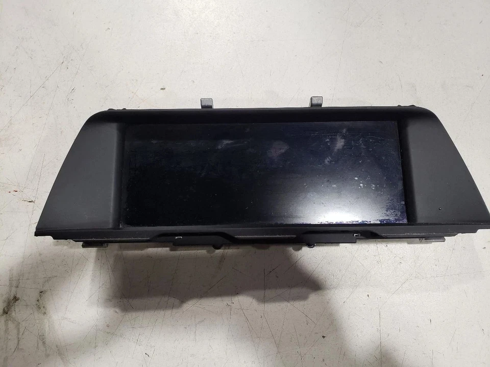 2011-2016 BMW 535i ,528i GPS Navigation Front TV Display Screen 10" Inch OEM - Image 4 of 4