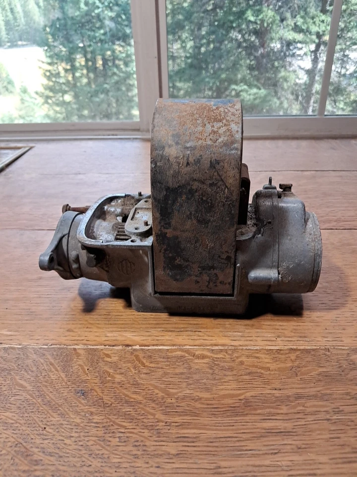 Antique Farmall IHC International 2546 Dxba  Tractor Magneto For Core Os126 - Image 2 of 4