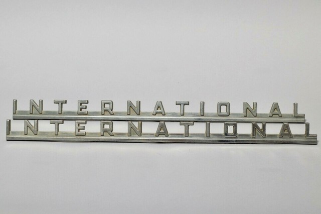 Vintage International Harvester Truck Emblem 96905hb 1 & 2 OEM