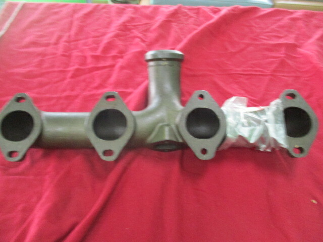 Rolls Royce Shadow, Spur, Corniche, Bentley 8, NOS left exhaust manifold UE45016