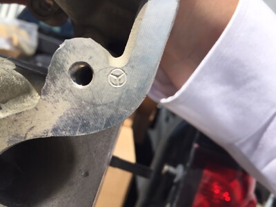 Mercedes-Benz 190E M102 New Cylinder Head | OE