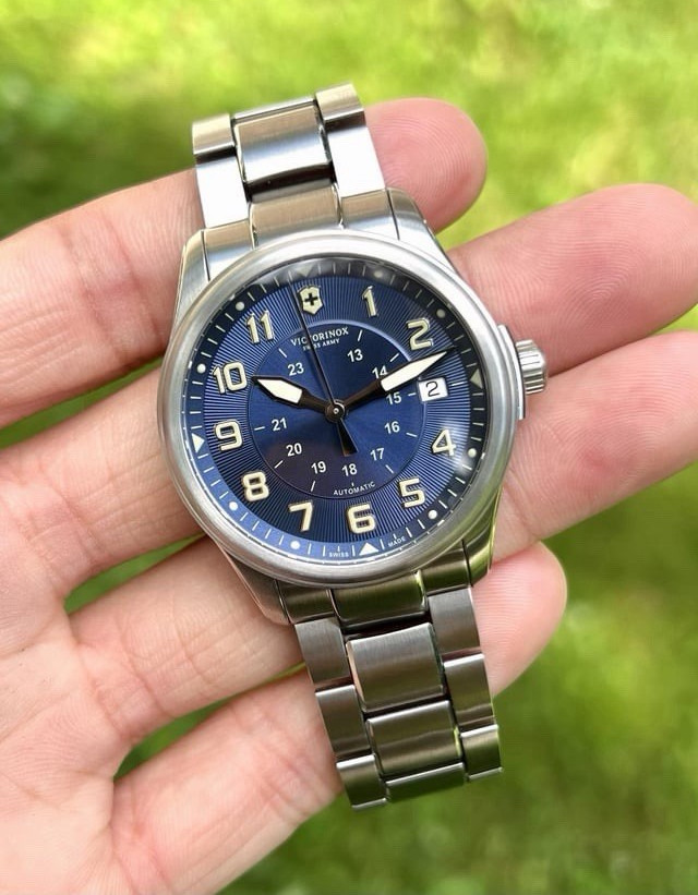 Наручные часы Victorinox Swiss Army Automatic