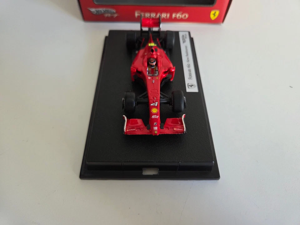 Hot Wheels 1/43 Ferrari F60 K. Raikkonen - 2009 - P9963 - Immagine 2 di 4