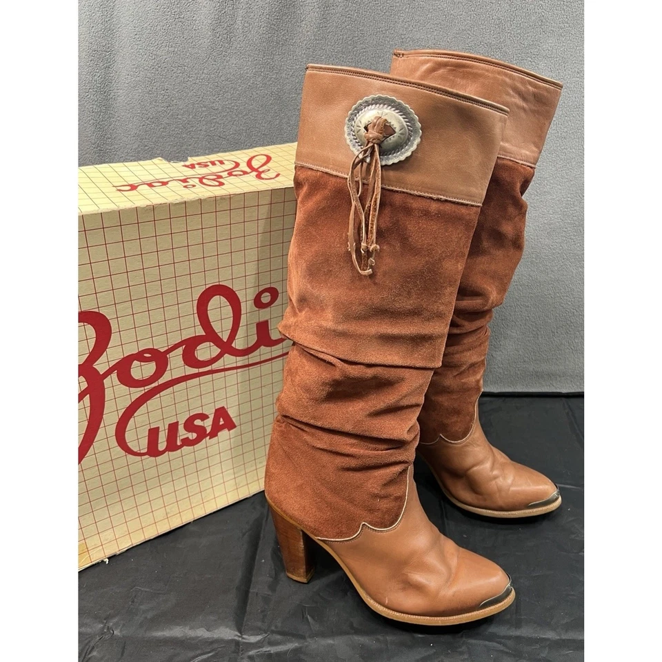 复古 80 年代 Zodiac Dallas 松弛高筒靴麂皮绒西部 Concho 尺码 8 棕色 — 第 2/4 张图片