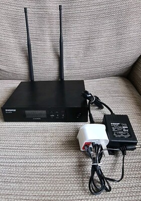 Shure QLXD4-L51 Digitaler kabelloser Mikrofon-Empfänger