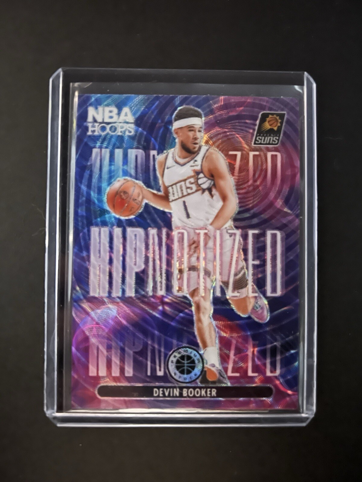 2023-24 NBA Hoops Premium Stock - Hipnotized Scope #5 DEVIN BOOKER SSP CASE HIT