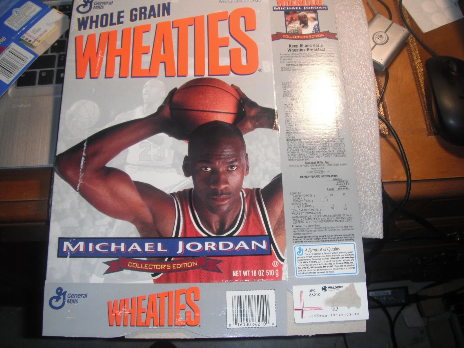 Michael Jordan Collector's Edition scatola completa di grano piatta Chicago Bulls