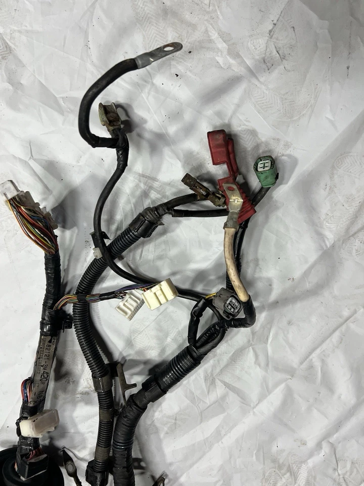 2003 Toyota 4 RUNNER 4.7 LITER AUTO 2WD 82121-3M420 Engine Wire Harness A9 - Image 2 of 4