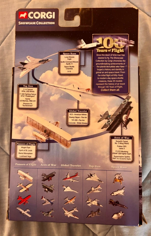 CORGI SHOWCASE COLLECTION 100 YEARS OF FLIGHT GLOBAL TRAVELER CLIPPER/ CONCORDE - Image 2 of 4
