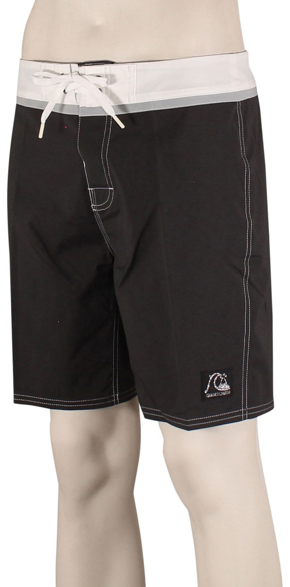 ⭐️⭐️⭐️ Quiksilver Original Straight Leg Solid 18