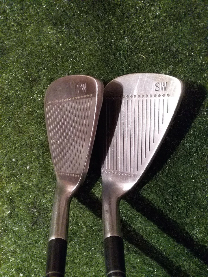 Square Two Ladies WPD Pitchin and Sand Wedge Set Graphite Shafts - Image 3 of 4