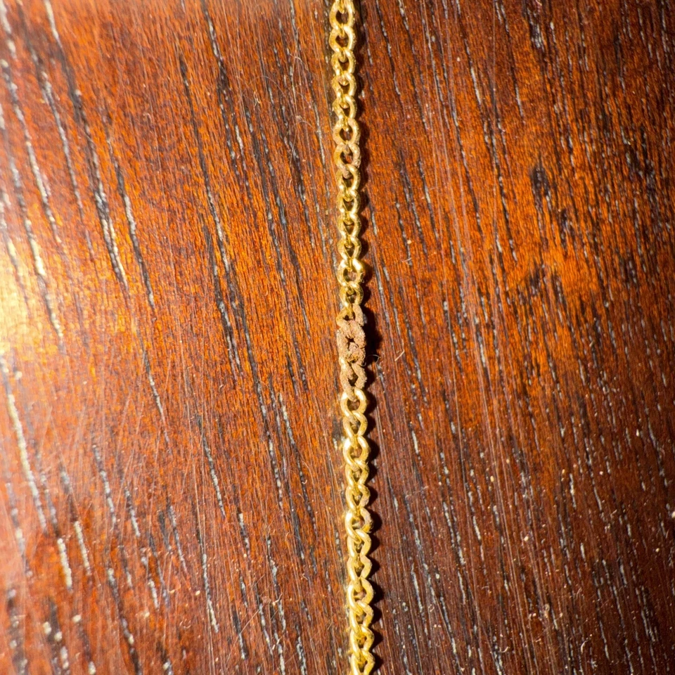 Women’s Heart Locket Necklace , Not Sure If Real Gold , Chain Has A Bad Spot. - Image 3 of 4