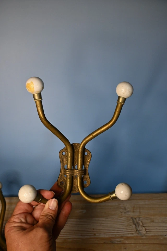 Juego de 2 pares de perillas de porcelana para colgar en pared de metal vintage Foto 3 de 4