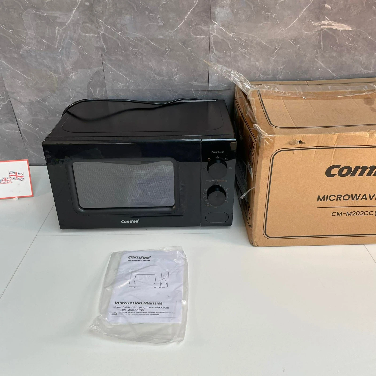 COMFEE' 20L Compact Microwave, 700W Black Solo Manual Microwave 20L,