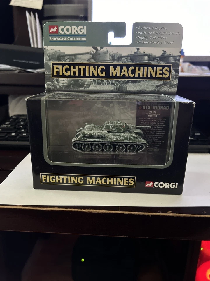 2003 Corgi Fighting Machines Battle for Stalingrad Russian T34-76 8th Tank Army - Image 2 of 4