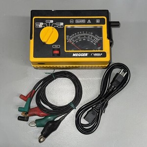 Biddle Megger Hand Cranked Insulation Tester 212359