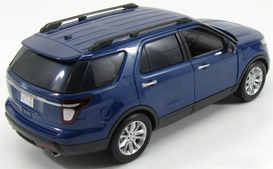 2015 Ford Explorer XLT Blue Metallic 1/18 Motormax HTF Us Seller ! - Image 2 of 4