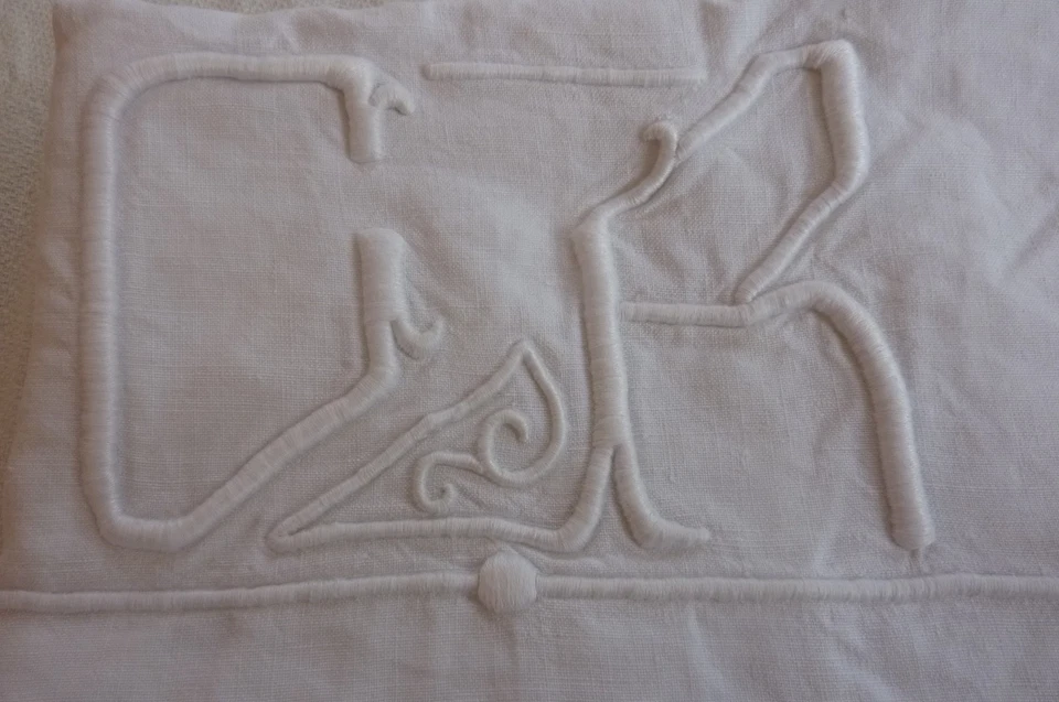 Beau et grand drap fil de lin souple et lourd 230 par 320 retour brodé ajouré m - Photo 2/4