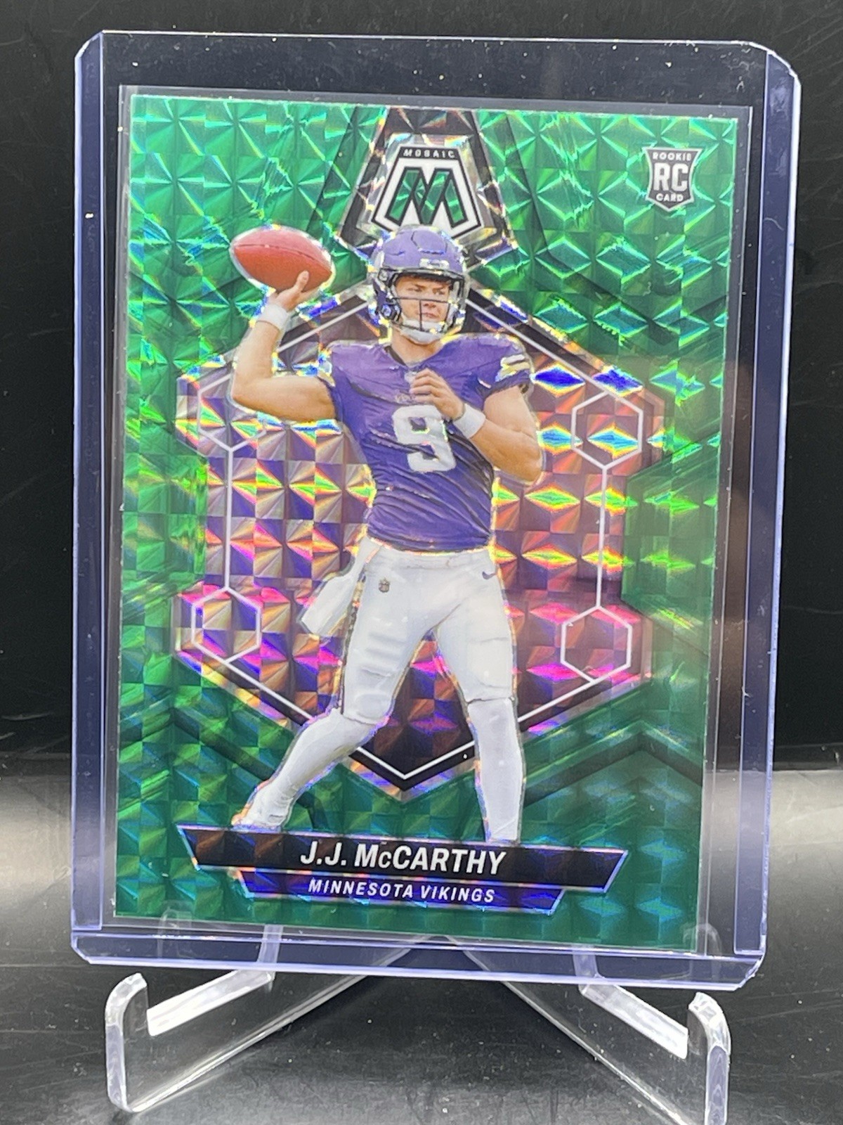 2024 Panini Mosaic - Rookies J.J. McCarthy #310 Green Mosaic Prizm (RC)