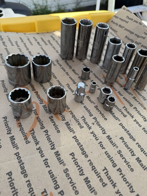 #ad Lot of 6 Assorted Sockets: Craftsman $40.00