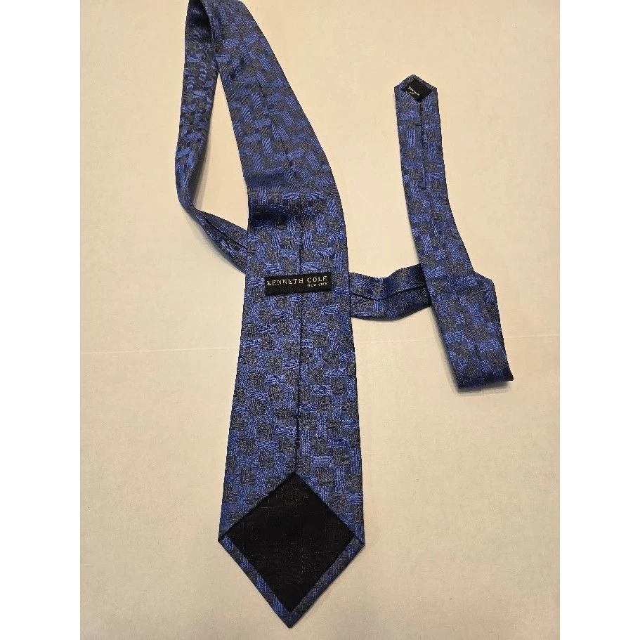 Corbata para hombre Kenneth Cole New York azul patrón geométrico Foto 2 de 2