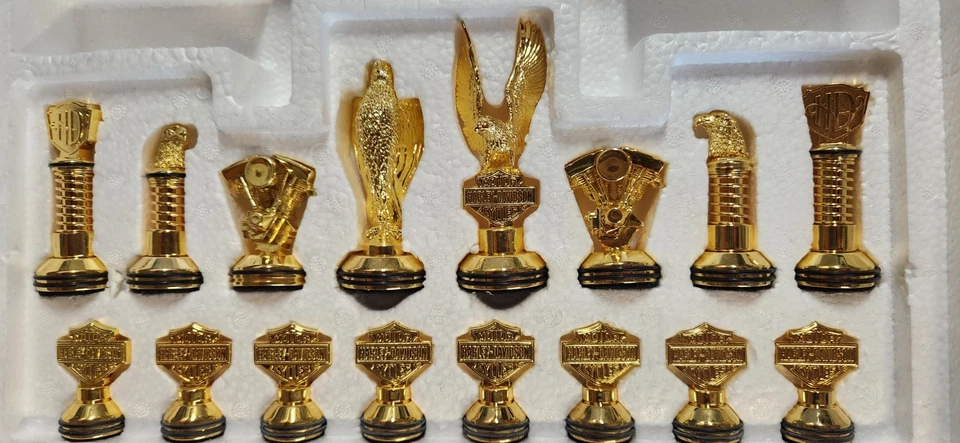 Raro juego de ajedrez coleccionable Harley Davidson 1995 edición limitada #127 de 3000 Foto 2 de 4