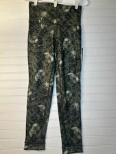 NWT Max Studio Performance Women's M Reversible Essentials 7/8 Leggings MSRP $59