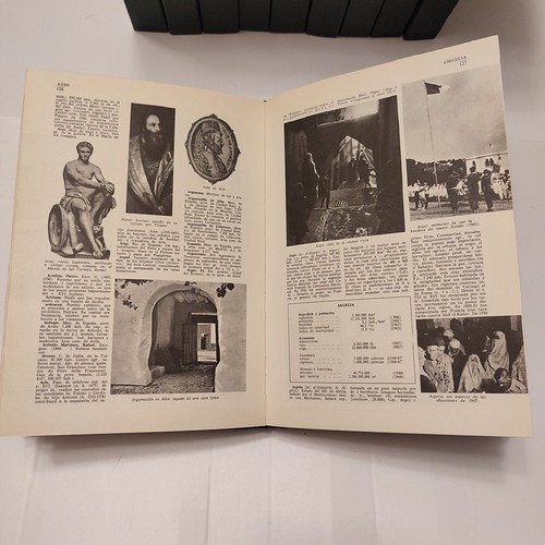 Moderna enciclopedia ilustrada - Círculo de Lectores - Año 1971 - 10 tomos - Imagen 4 de 5
