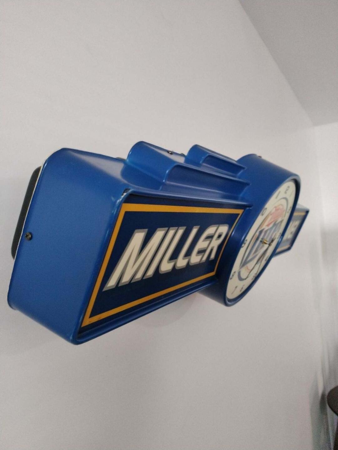 Vtg Miller Lite Beer "Miller Time" Light Up Clock Sign Man Cave Bar