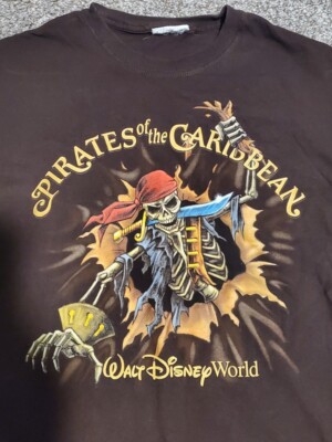 PIRATES OF THE CARIBBEAN WALT DISNEYWORLD UNISEX T-SHIRT PIRATES OF THE CARIBBEAN WALT DISNEYWORLD UNISEX T-SHIRT