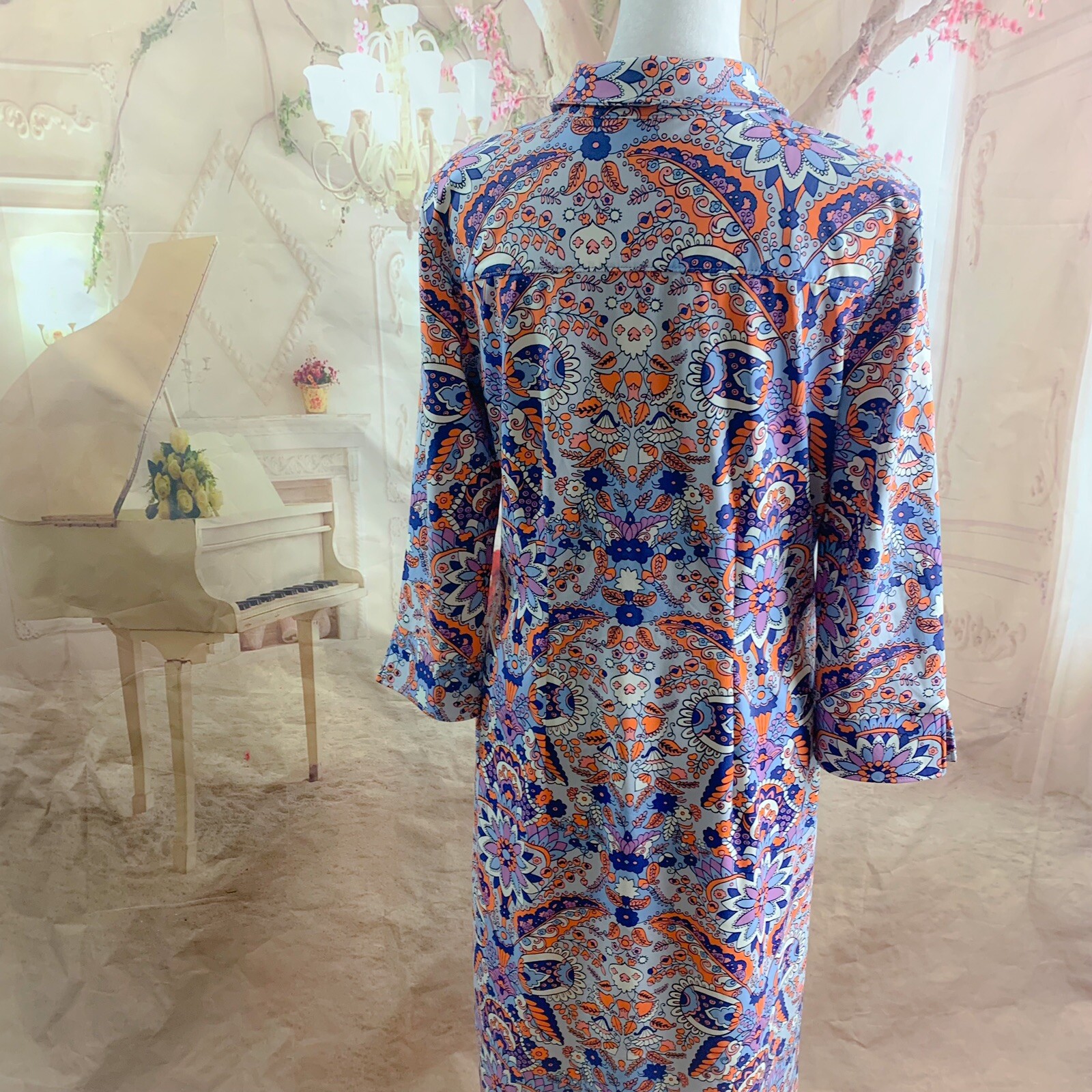 Talbots Women’s Collared Geometric Button Shirt D… - image 8