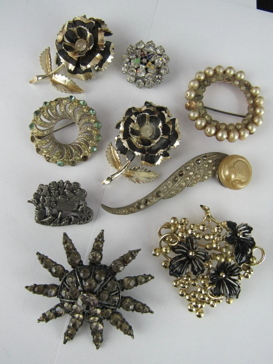 Old brooches for sale deals