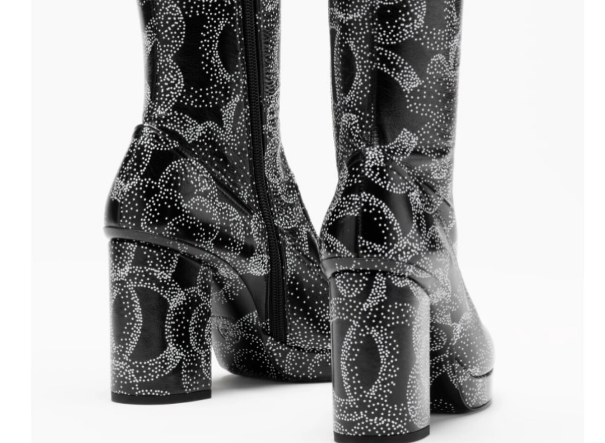 New 23K Chanel CC Black White Camellia Platform Short Boots New 23K Chanel CC Black White Camellia Platform Short Boots