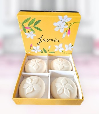 RARE DISCONTINUED FRAGONARD JASMINE SOAPS IN BOX 4 x 50G + BONUS SOAP & TOILETTE