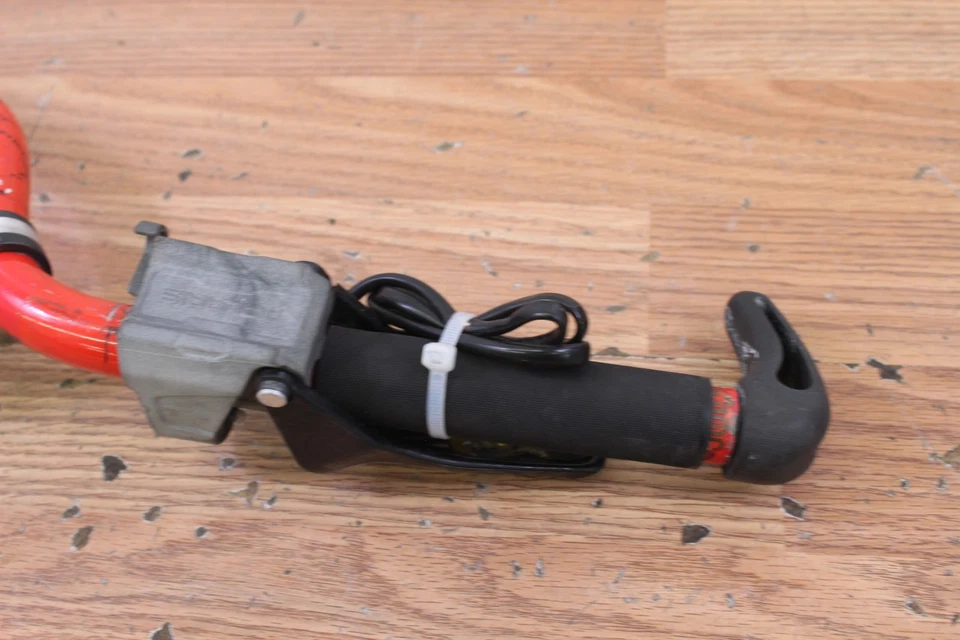 2012 POLARIS RMK 800 PRO Handlebars with Throttle and PERC Controls - Image 2 of 4