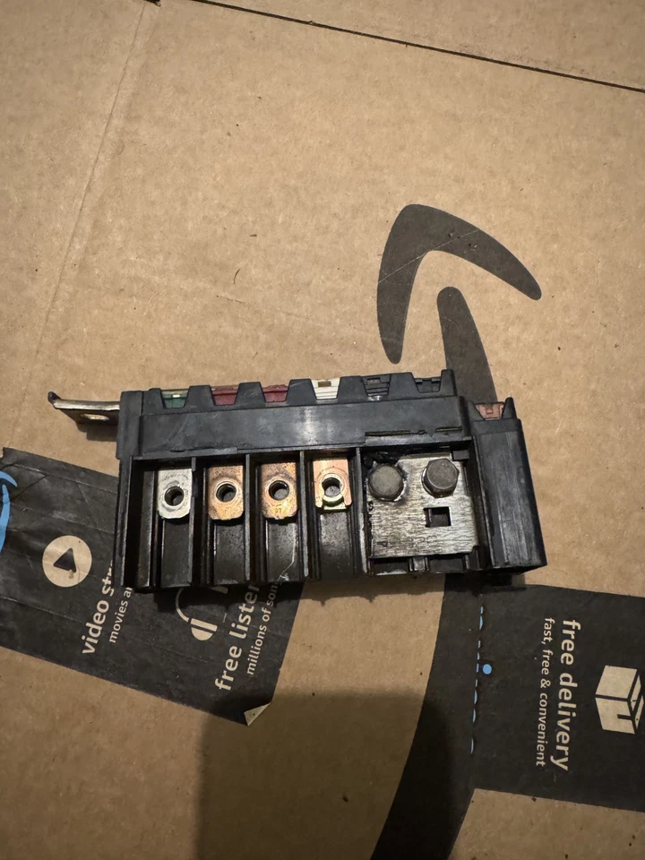 1995-2000 Lexus LS400 bloco de link fusível módulo unidade conjunto 82620-50050 fabricante de equipamento original - Imagem 3 de 4