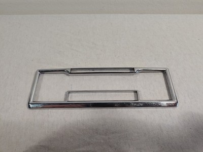 BECKER EUROPA - Auto-Radio Oldtimer Metallrahmen aus Chrom, Top Zustand