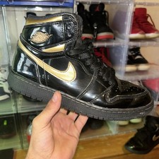 6290 Nike Air Jordan 1 Retro High OG Black Patent Gold 575441-032 Youth Size 7Y