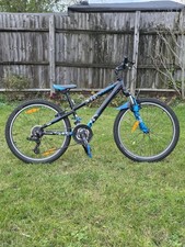 Trek MT220 - 24 Inch wheel mountain Bike with 10 Inch frame
